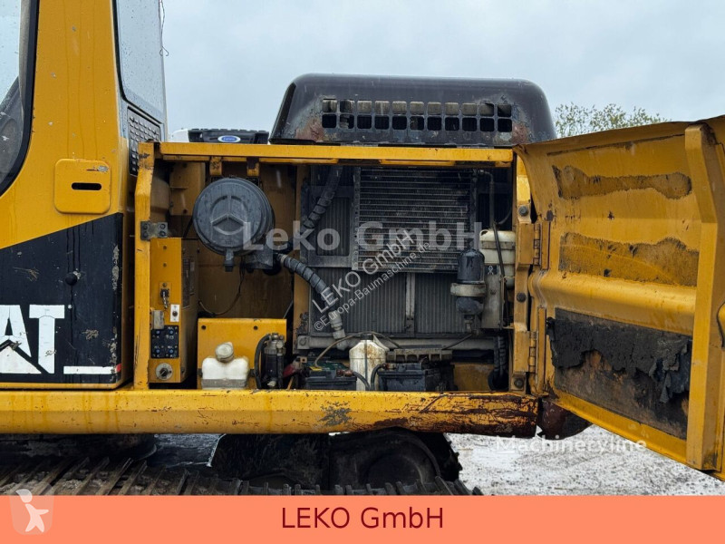 Escavatore Caterpillar 318B Mit Zwei Löffeln