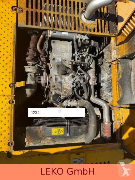 Escavatore Caterpillar JS240NLC