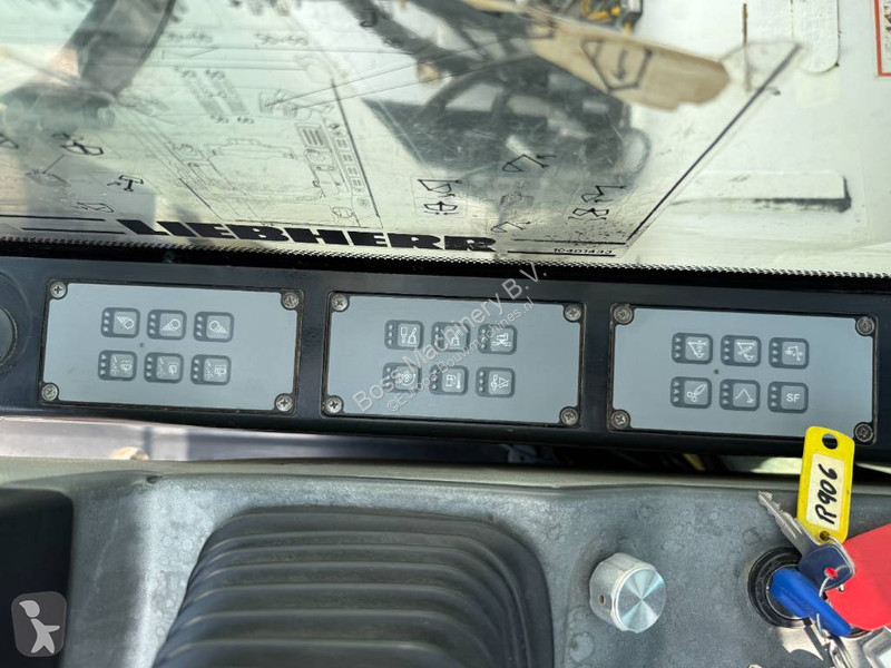 جرافة Liebherr R906LC - Weight System / Triple...