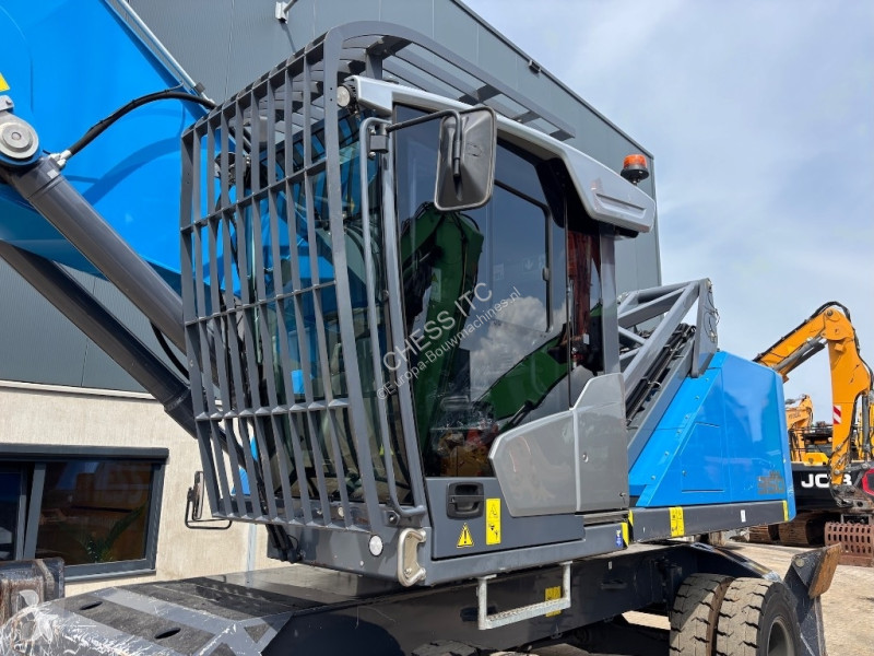 Excavator Fuchs F