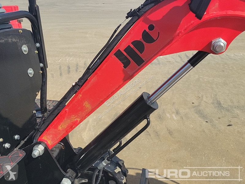 Escavatore JPC HT12