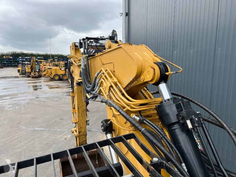 Rýpadlo Caterpillar F LCR