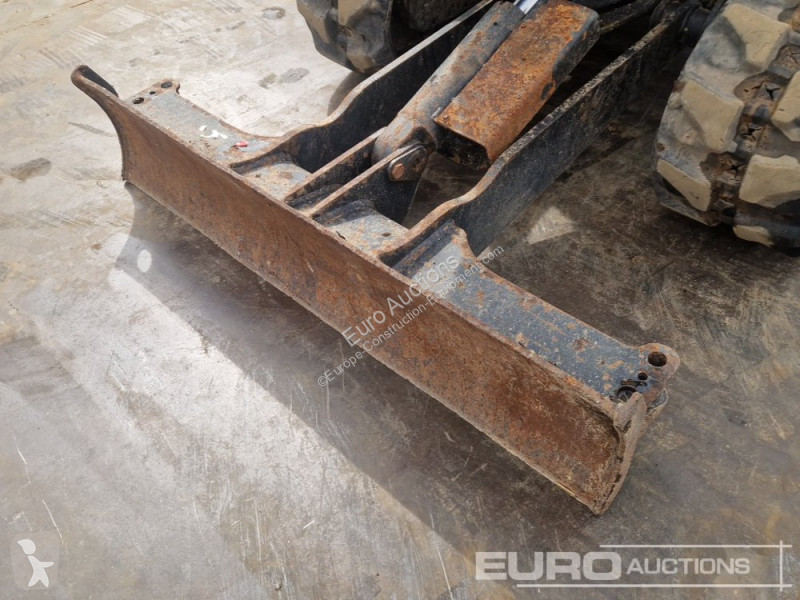 جرافة JCB 15C-1