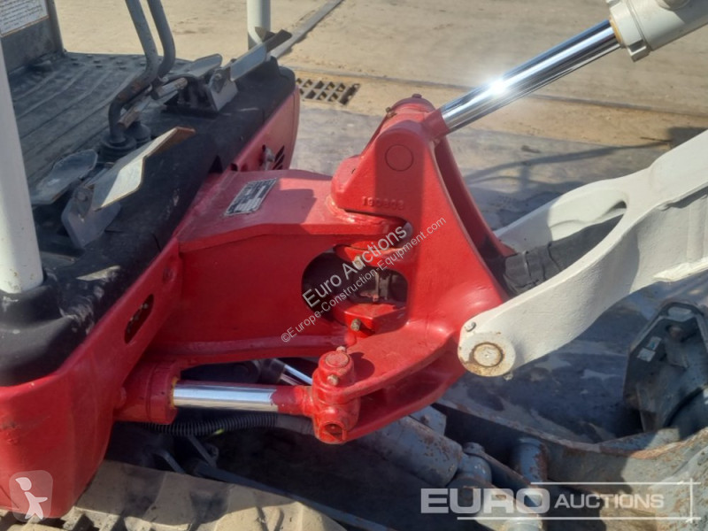 Skovel Takeuchi TB216