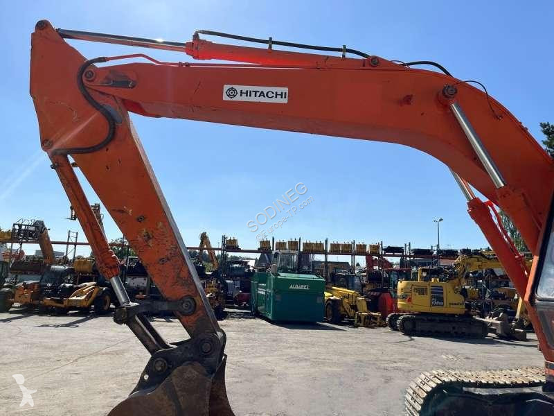 Escavatore Hitachi  UH073