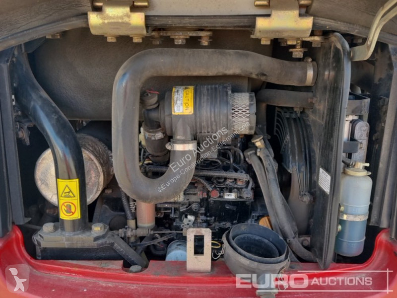 Escavatore Takeuchi