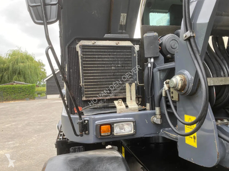 Excavator Terex