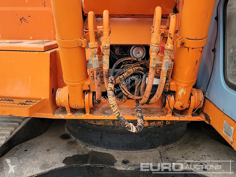 جرافة Hitachi 0-2