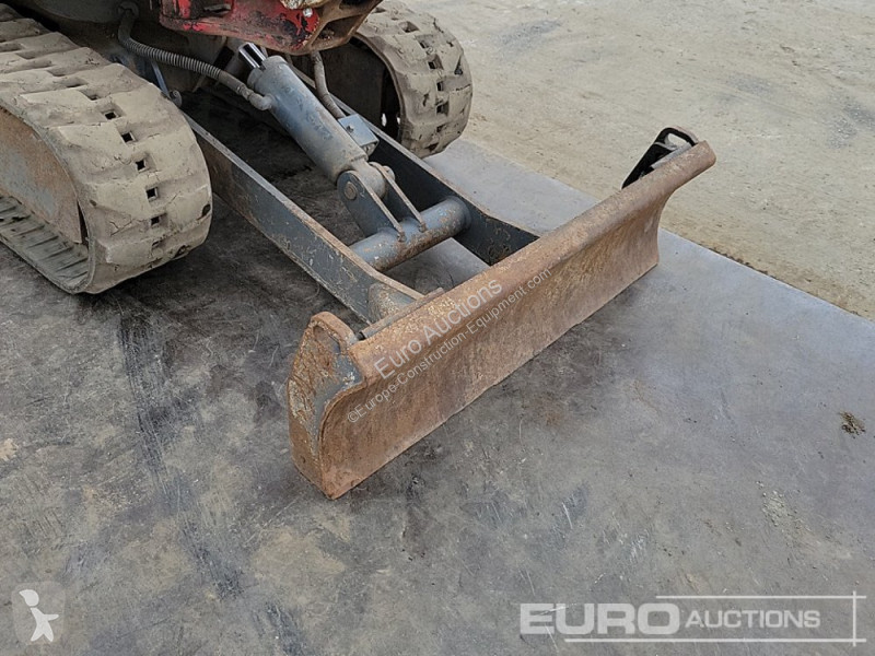 Escavadora Takeuchi TB216