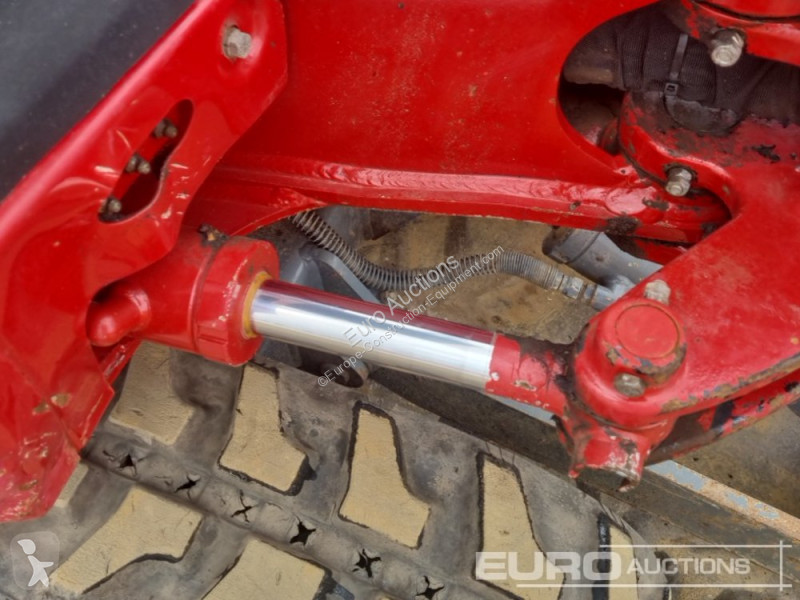 Escavadora Takeuchi TB216