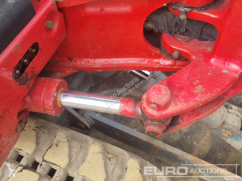 Escavadora Takeuchi TB216