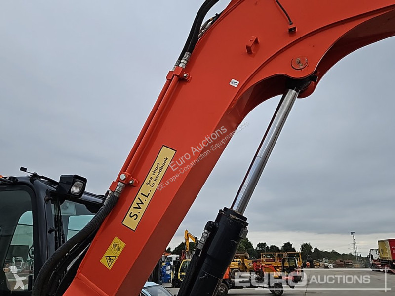 Escavadora Kubota KX080-4A2