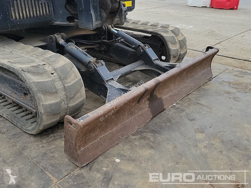 جرافة Bobcat