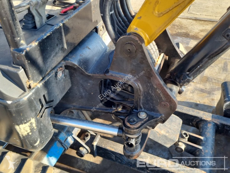 Escavadora  SY16C