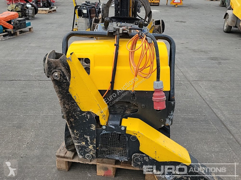 Escavadora  90 Rev.E