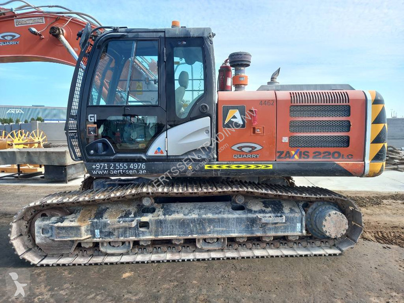 Graafmachine Hitachi ZX220LC (Abu Dhabi)
