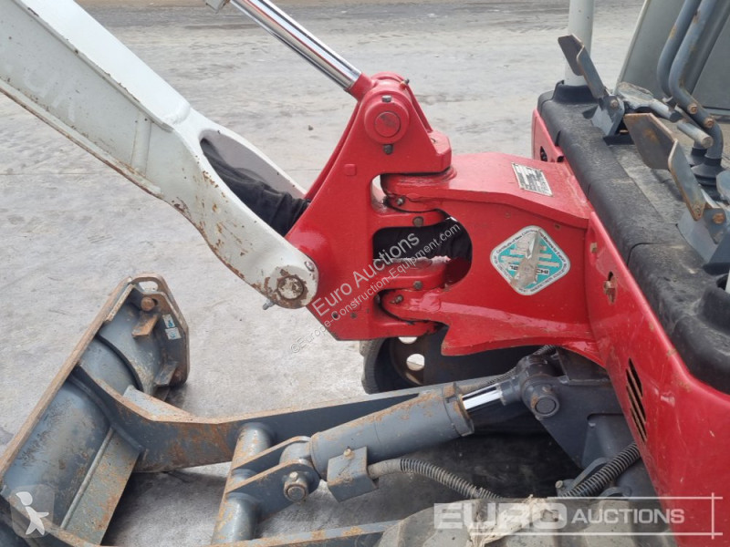 Graafmachine Takeuchi TB216