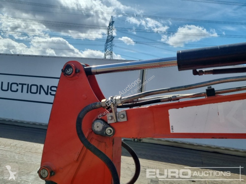 Lopatový nakládač Kubota KX61-3
