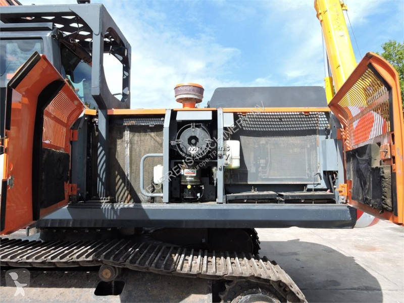 Excavadora Hitachi LC