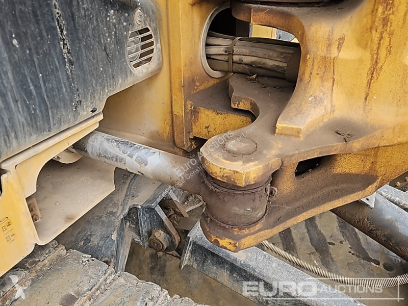 Escavatore Caterpillar R