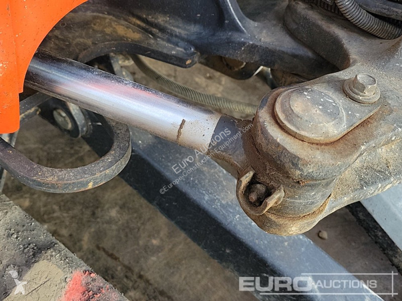 Escavatore Kubota U27-4
