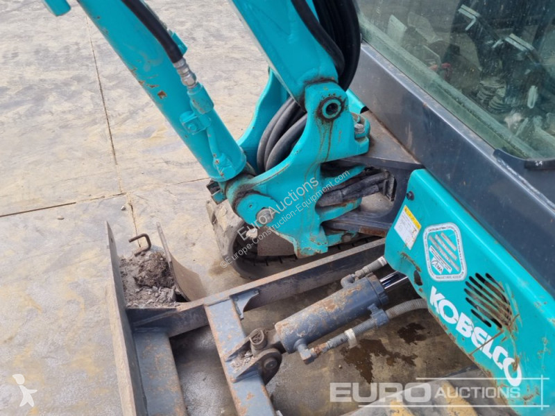 Escavadora Kobelco SK17SR-3E