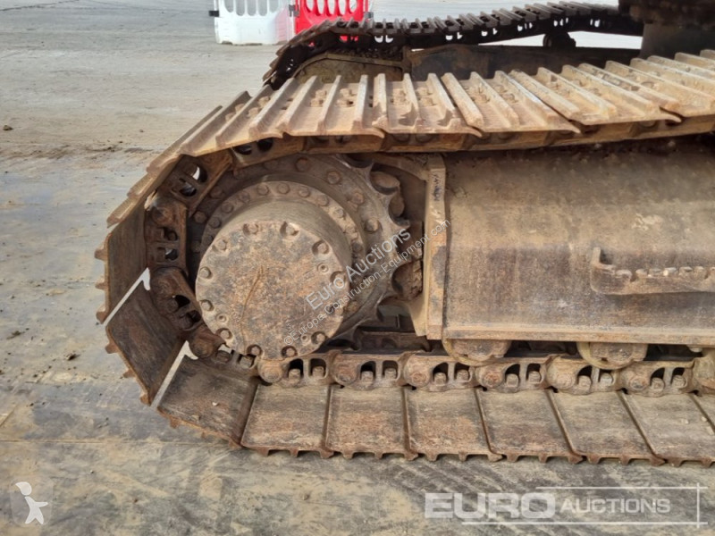 Escavadora Hitachi -6