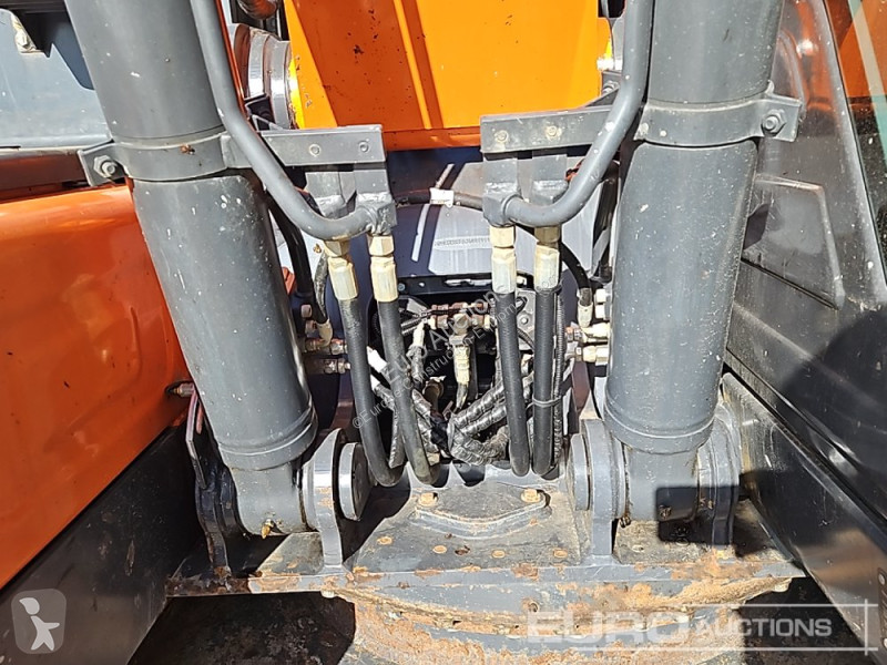 Escavadora Doosan -5