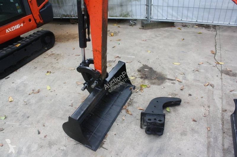 Excavadora Kubota KX015-4