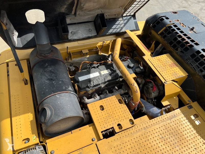 Excavator Caterpillar L