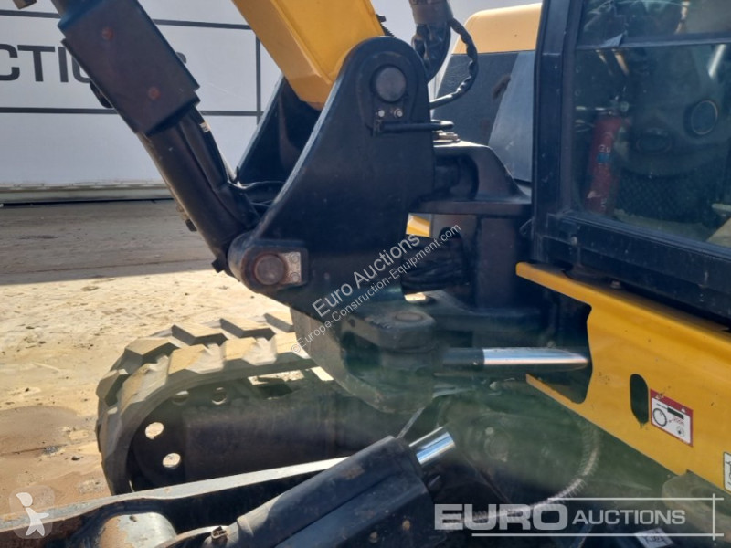 Lopatový nakládač JCB 86C-2