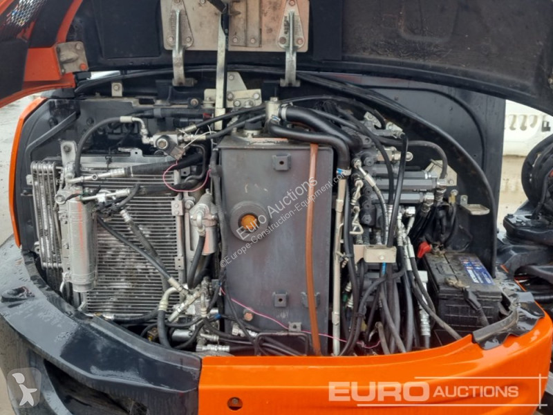 Lopatový nakládač Kubota KX163-5