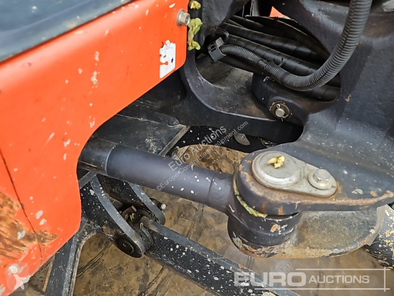 Lopatový nakládač Kubota KX057-4