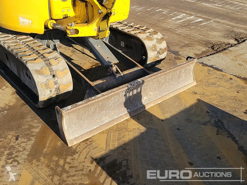 Lopatový nakládač Komatsu PC26MR-3