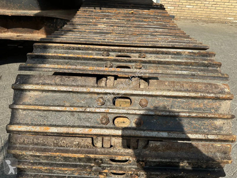 Lopatový nakládač JCB JS190
