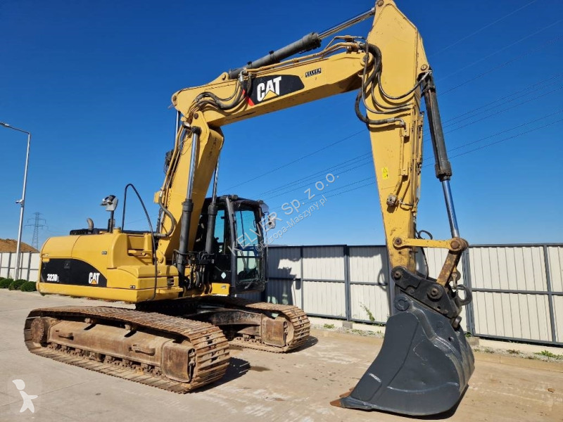 Lopatový nakládač Caterpillar L * 2011r. * 11...