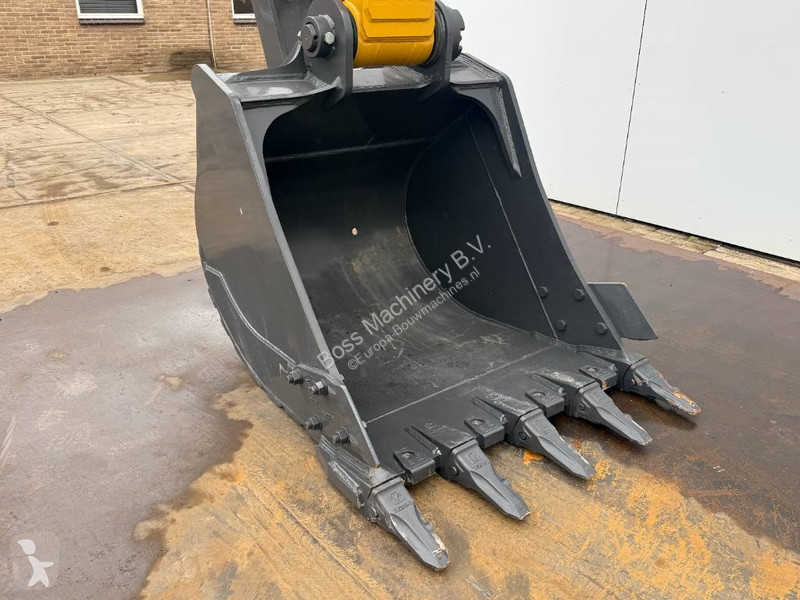 Skovl XCMG XE215i - New / Unused / 2026 Model