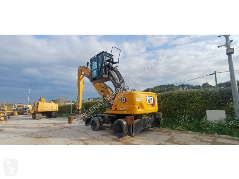 Rýpadlo Caterpillar MH3026