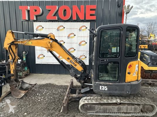Lopatový nakládač Bobcat e35 à 23 500 € ht