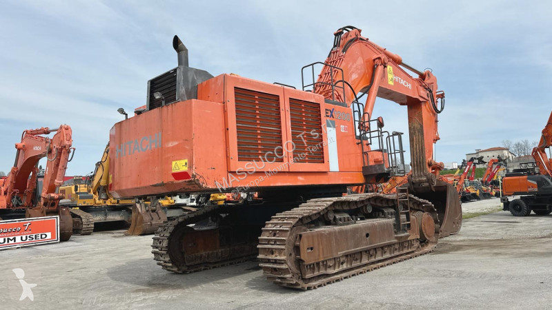 Rýpadlo Hitachi