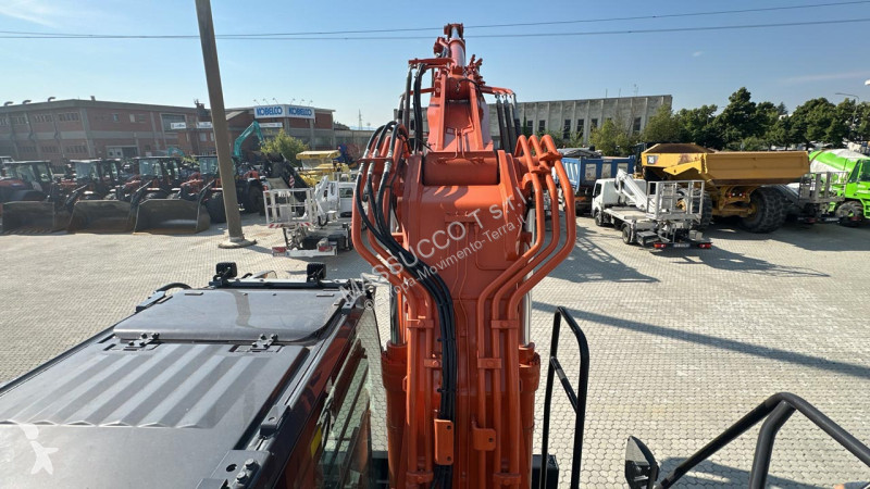 Rýpadlo Hitachi ZX220W-7