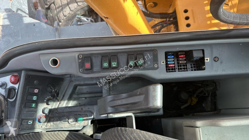 جرافة Liebherr
