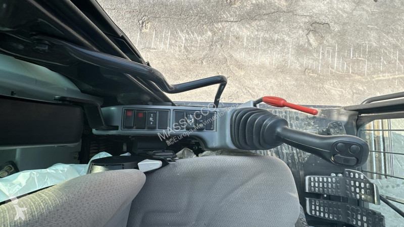 Rýpadlo Hitachi 6