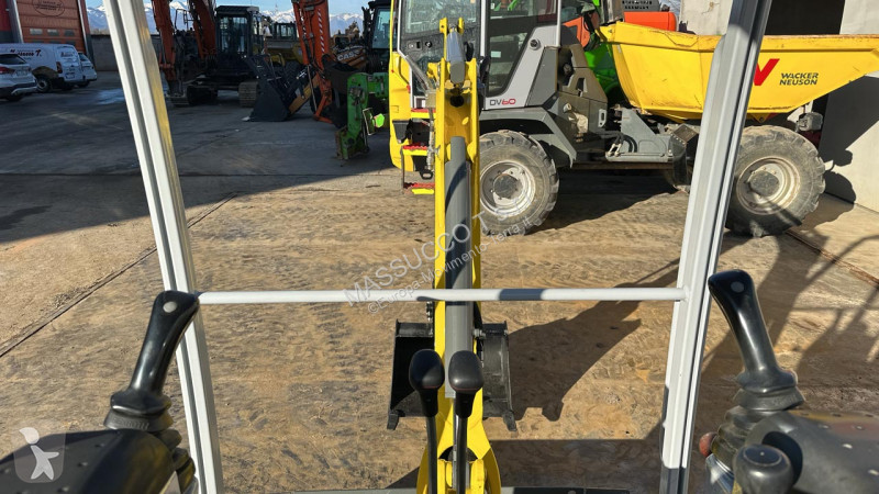 جرافة Wacker Neuson