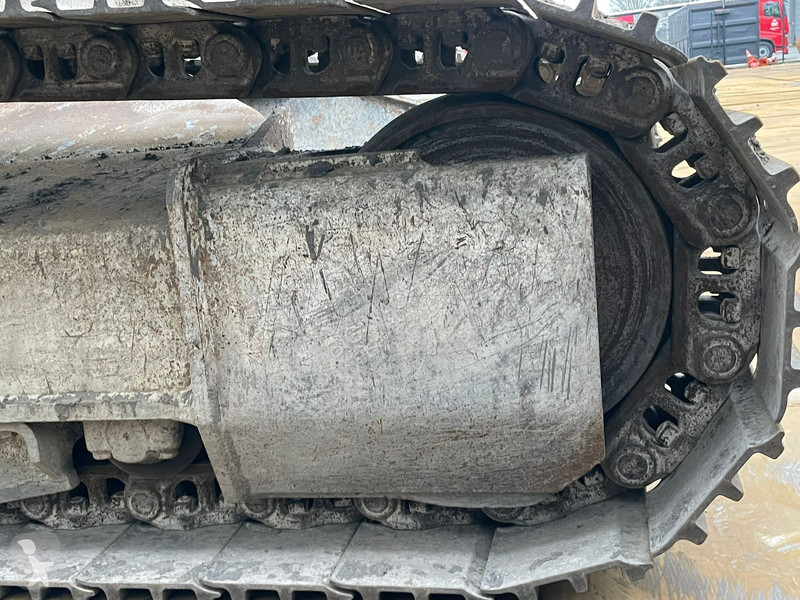 جرافة Kobelco SK350LC-10