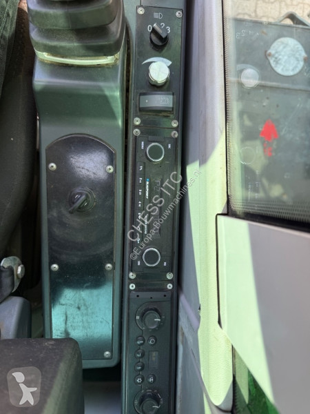 جرافة Sennebogen 818 M / 818 E / / E