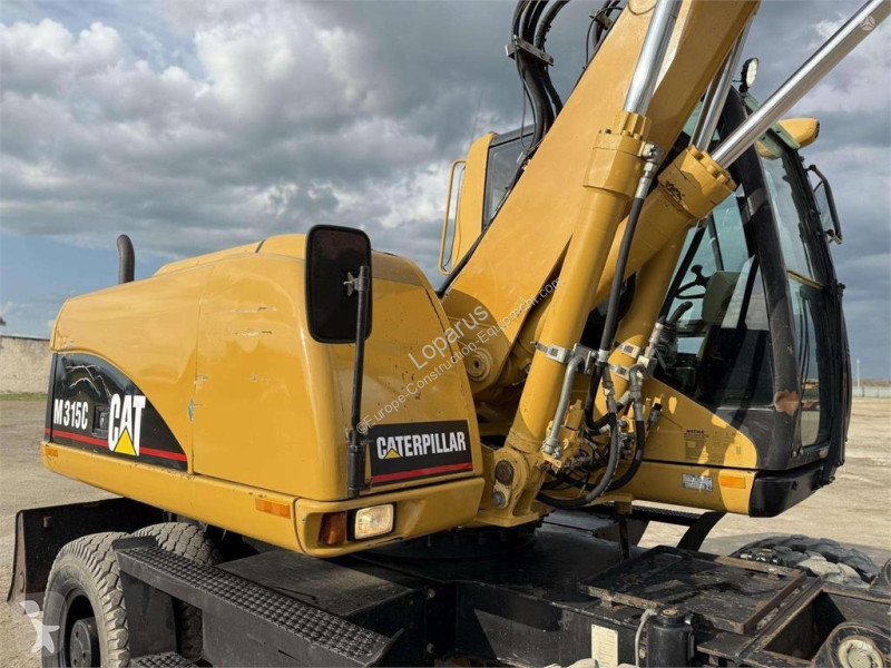 جرافة Caterpillar C