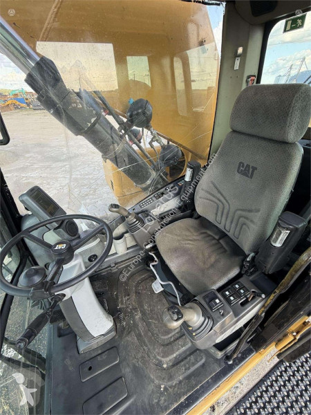 جرافة Caterpillar M DLMH