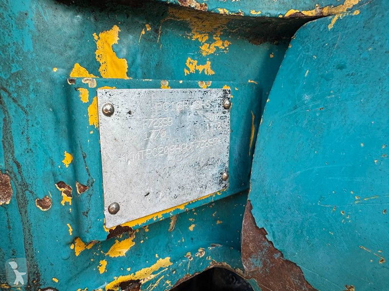 جرافة Komatsu R3HS