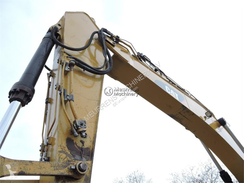 جرافة Caterpillar